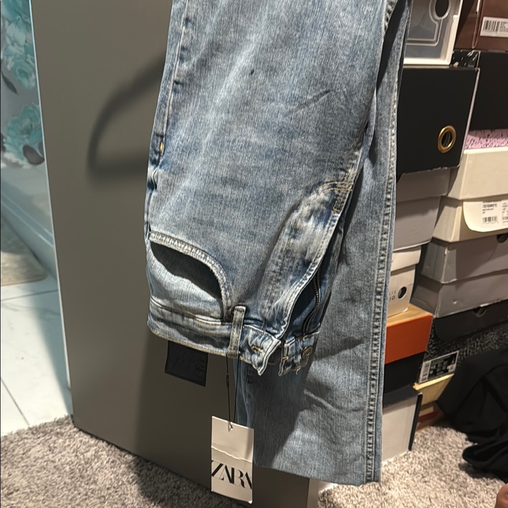 Zara Men's Blue Jeans